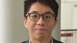 Affärsmannen Tony Chung säger att den mest populära kandidaten borde bli Hongkongs nästa ledare. Affärsmannen Tony Chung säger att den mest populära kandidaten borde bli Hongkongs nästa ledare.