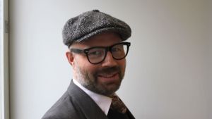 Heikki Pursiainen "Vi borde hellre förbättra de nuvarande socialstöden än bara dela ut pengar till alla" heikki pursiainen