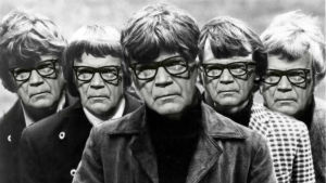 På 1970-talet liknade faktiskt alla Kekkonen BeeGees med Kekkonens ansikte inklippt på alla
