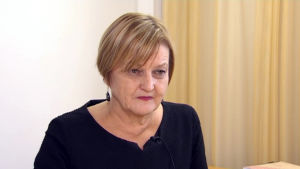 Marjo Kyllönen vill diskutera hur skolan borde förändras för att motsvara dagens behov. Marjo Kyllönen är linjechef vid Helsingfors utbildningsverk