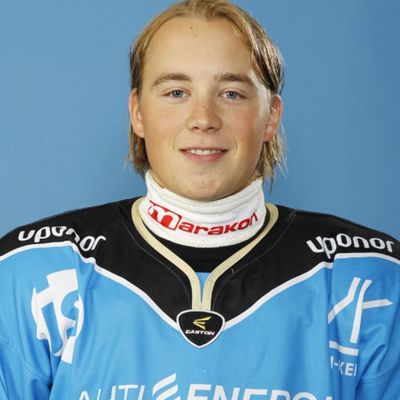 Joel Mustonen, Pelicans-hyökkääjä