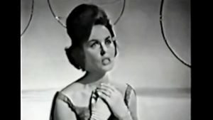Laila Halme representerade Finland med låten Muistojeni laulu. Låten slutade på delad sista plats. Laila Halme sjöng för Finland i Eurovisionen år 1963.