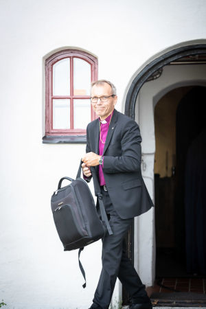 Björn Vikström lämnade Borgå domkyrka med en lättare börda i augusti 2019. Björn Vikström lämnar domkyrkan
