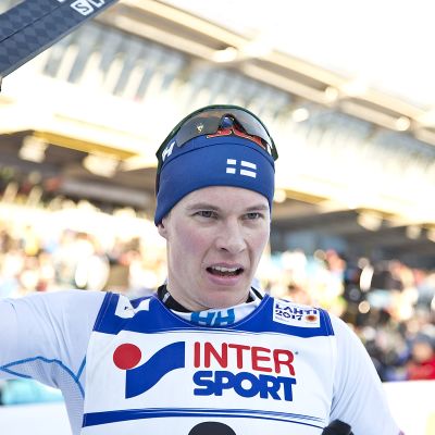 Matti Heikkinen tuulettaa.