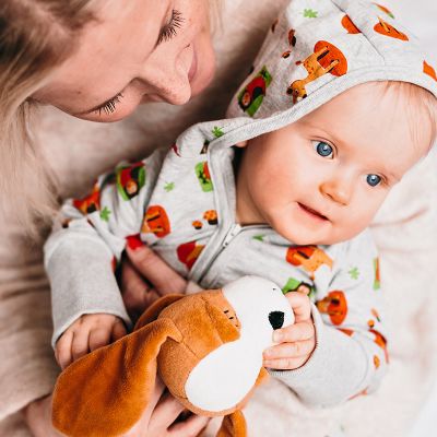 Äitiyspakkaus Kela promokuva