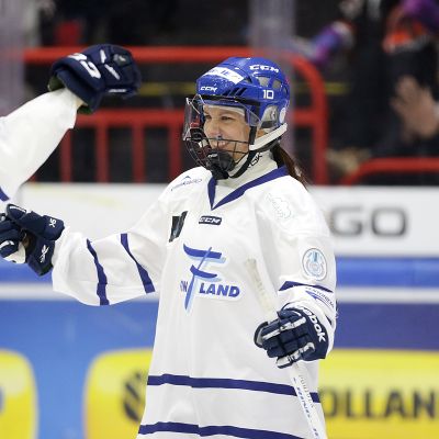 Marjukka Virta ja Anne Pohjola