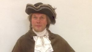 Jan Jacobson i 1600-tals skrud Jan Jacobson är statist i filminspelningen på Åland
