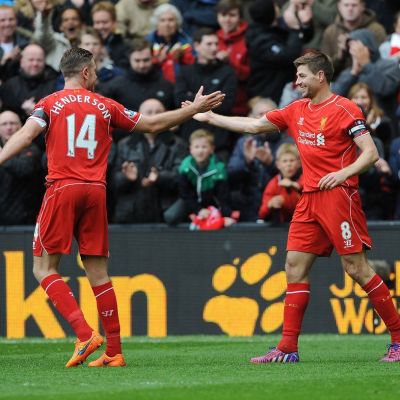 Liverpoolin Jordan Henderson ja Steven Gerrard