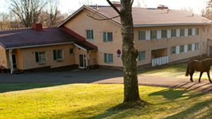 Fagernäs sjukhus. Sjukhusverksamheten flyttar snart till Lojo sjukhus. Huset kan bli en del av turistbyn. Fagernäs sjukhus i Lojo