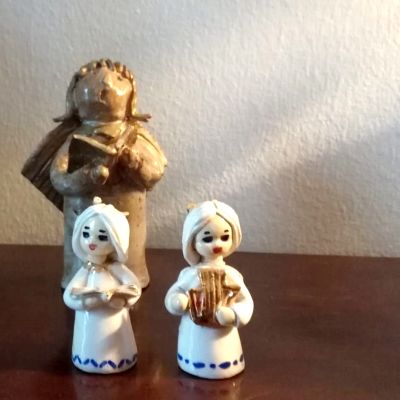 Joulukoristeita 80-luvulta.