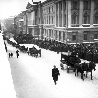 Inrikesminister Heikki Ritavuori begravdes den 21 februari 1922.