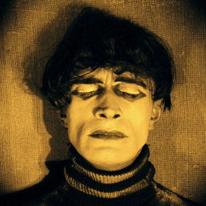 Conrad Veidt elokuvassa Tohtori Caligarin kabinetti (1920).