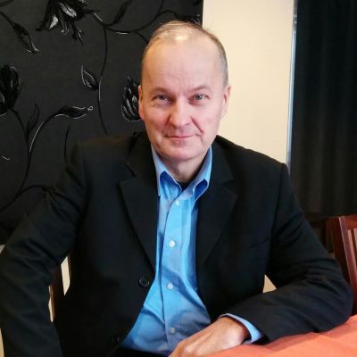 Alajärveläinen Antti Pesonen on itsenäisyyspuolueen puheenjohtaja.