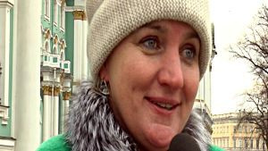 - Det blev inte en helt lyckad erfarenhet med revolutionen, säger Lena Burtseva. Lena Burtseva, St Petersburg.