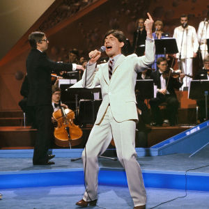 Kirka laulaa vuoden 1980 euroviisukarsinnoissa.