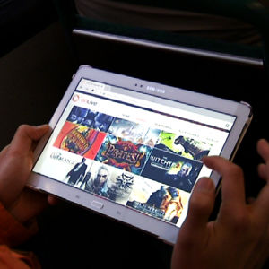 Pilvessä olevat pelipalvelut toimivat myös mobiililaitteella Pilvessä olevat pelipalvelut toimivat myös mobiililaitteissa.