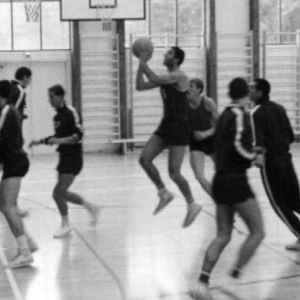 Neuvostoliiton joukku "salaisissa" yhteisharjoituksissa Suomessa koripallon EM-kisoiss 1967.