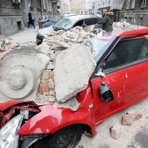 Maanjäristyksen aiheuttamaa tuhoa Zagrebissa.