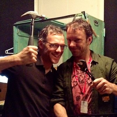 Olivier Ducas ja Francis Monty teatteri Mukamaksen Nukketeatterifestareilla 2014.