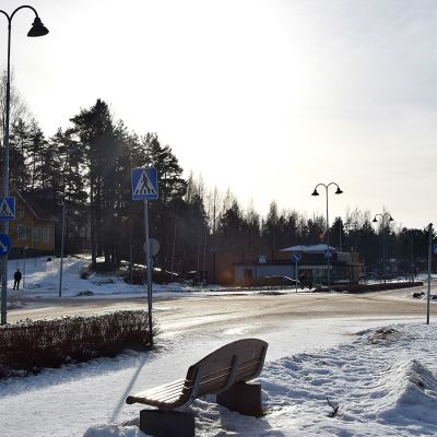 Hausjärven Oitin raittia helmikuisena päivänä