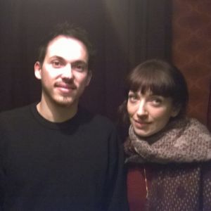 Elena Tonra tillsammans med Daughters gitarrist Igor Haefeli. Igor och Elena backstage i Stockholm.