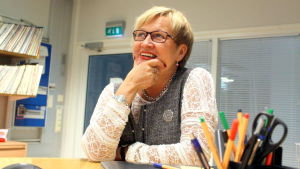 Förra skatteministern Ulla-Maj Wideroos (SFP) kommer väl i håg förvirringen under hennes första arbetsdag på riksdagen. Ulla-Maj Wideroos, riksdagsledamot för SFP