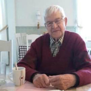 Gunnar Hollsten på sin 93-årsdag. Gunnar Hollsten.