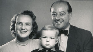 Robert de Godzinsky äitinsä Elisabeth Urbanoviczin ja isänsä George de Godzinskyn kanssa