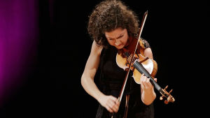 Saksalainen Sarah Christian Sibelius-viulukilpailussa 2015.