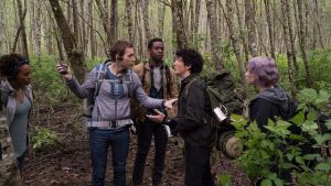 Ashley (Corbin Reid), James (James Allen McCune), Peter (Brandon Scott), Lane (Wes Robinson) ja Talia (Valorie Curry). // Kuva: Lionsgate