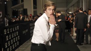 Nyt myös yhdysvaltalainen uusnatsijärjestö kannattaa PewDiePietä. // Kuva: EPA / Singapore Social Star Awards