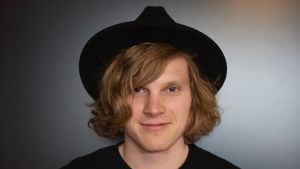 Paradise Oskar eli Axel Ehnström laulaa Lost Frequenciesin tuoreella kappaleella. // Kuva: Henkka Niemistö