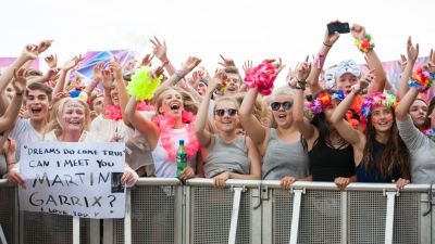 Näin mahtavalta näytti Weekend Festival – bongaatko itsesi tai  lempiartistisi kuvista? | YleX 
