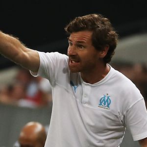 Tränaren André Villas-Boas tog sin första seger i Marseille. Tränaren André Villas-Boas tog sin första seger i Marseille.