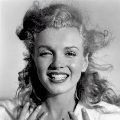 Valokuvaaja Andre de Dienes'in ottama kuva Marilyn Monroesta vuodelta 1949.