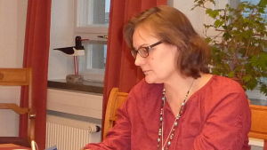 Elisabeth Kajander, grundtrygghetsdirektör i Hangö. Hangös grundtrygghetsdirektör Elisabeth Kajander