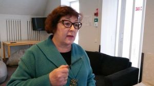 Taina Cederström, lärare för asylsökande vid Diakonissanstalten i Helsingfors, säger att också de unga asylsökande Taina Cederström, lärare, asylsökande, Diakonissanstalten