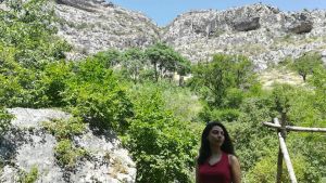 Sjusjanik Harutiunjan under sina sociologiska fältstudier i Nagorno-Karabach (Artsach) 2018 Sjusjanik Harutiunjan under sina sociologiska fältstudier i Nagorno-Karabach (Artsach) 2018