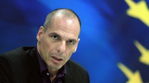 Den kontroversiella ekonomiprofessorn Yannis Varoufakis fick hela EU-etablissemanget emot sig tuimailmeinen mies