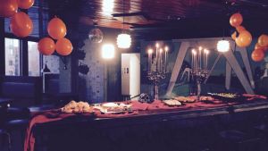 Marja Hintikka Live yllätti Halloween-juhlilla
