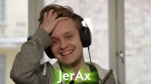 Jesse "JerAx" Vainikka pelaa Dota 2 -peliä