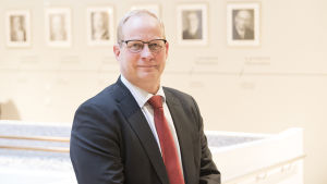 Stefan Borgman önskar att fotgängarna inte glöms bort när den besvärliga korsningen byggs om. Stefan Borgman är ny ordförande för Meto, skogsbranschens experter