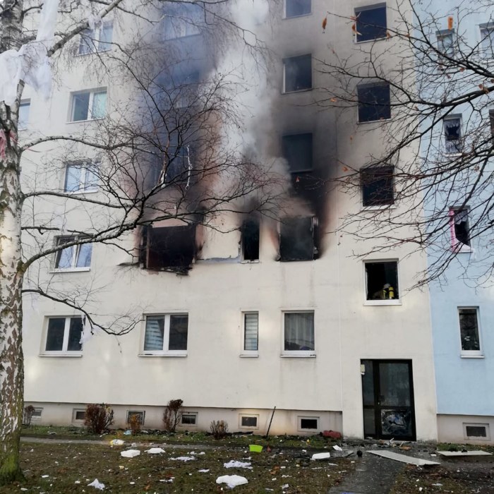 Kraftig Sprangning Pa Ostermalm I Stockholm Stort Polispadrag