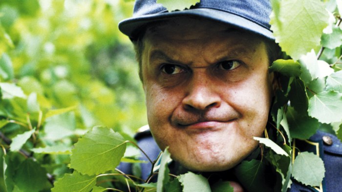 Vaapeli Kormy Ja Marsalkan Sauva Tervetuloa Sissikomppaniaan