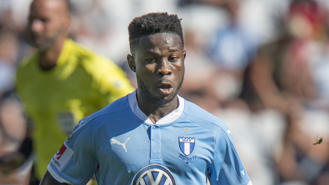 Malmö FF-spelare sparkas och utvisas efter dom för ...