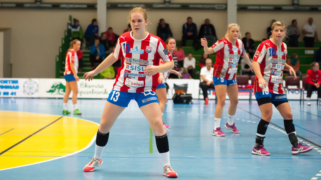 Handbollsfest i Karis när BK46 och Sjundeå möts Sport svenska.yle.fi