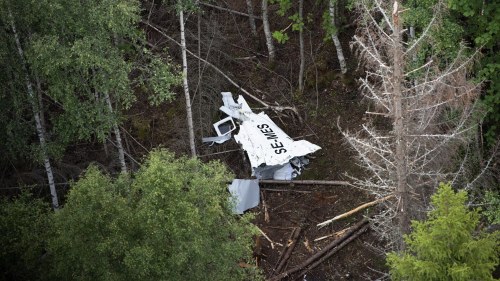 Flygstopp For Flygplansmodellen Efter Olyckan I Umea Nu Ocksa I