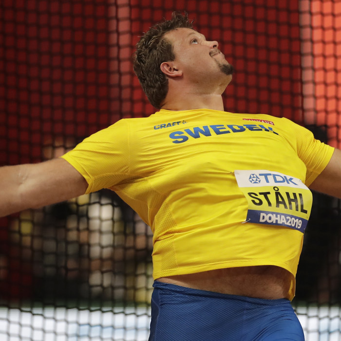 Daniel Stahl Halsar Hem Till Mormor Och Juhani Tamminen Efter Vm Guldet Islandska Succetranaren Daniel Har Vaxt Som Manniska Sport Svenska Yle Fi