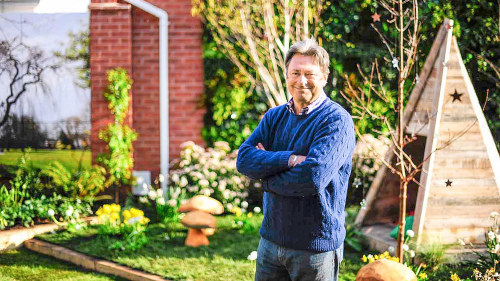 Rakkaudesta Puutarhaan Alan Titchmarsh Tekee Ihmeita Pihalle