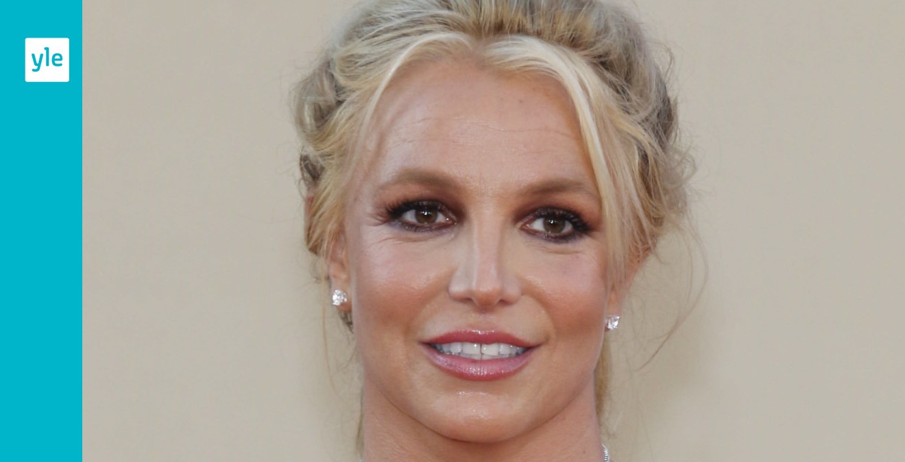 Britney Spears pappa ger upp förmyndarskapet - Vimarsana News